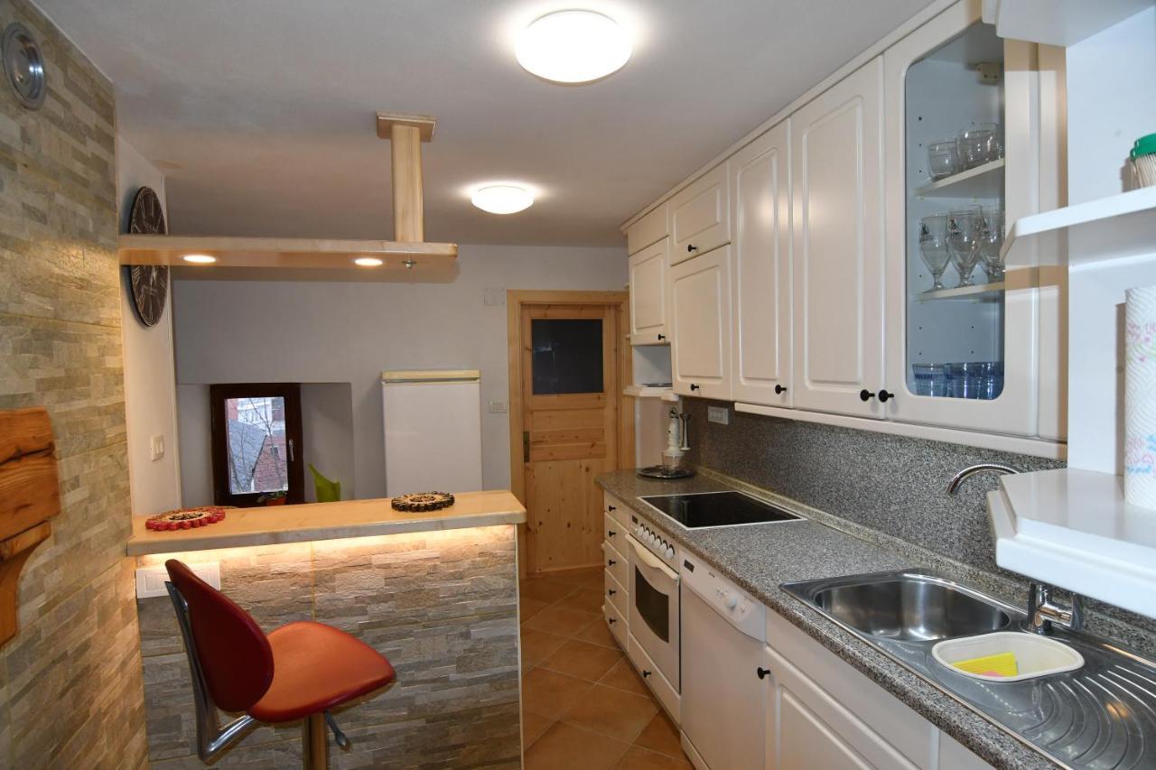 Apartment Perunika Церкно Екстер'єр фото